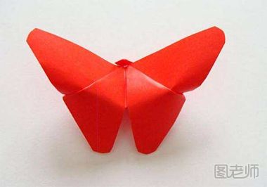 怎样折出好看的蝴蝶折纸