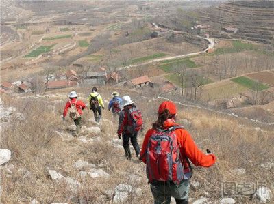 湘潭4名大学生武功山爬山迷路 春季爬山时要注意什么