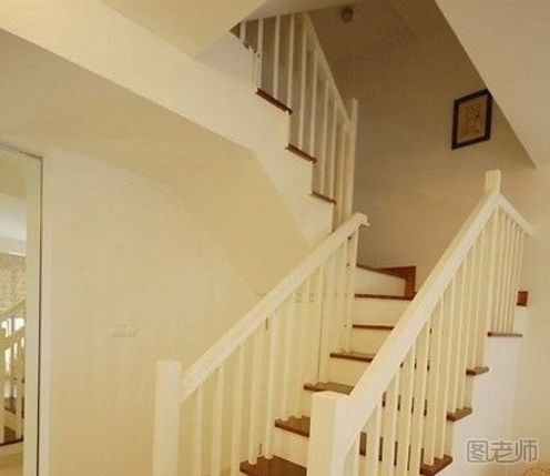 复式楼装修中怎么设计楼梯