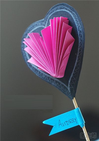 爱心折纸装饰教程 如何制作爱心折纸装饰