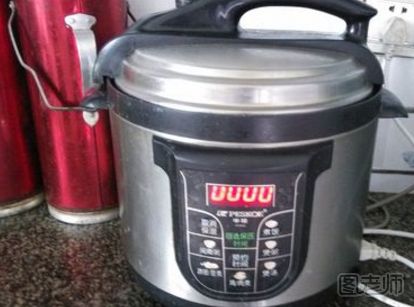 怎么使用电压力锅做饭