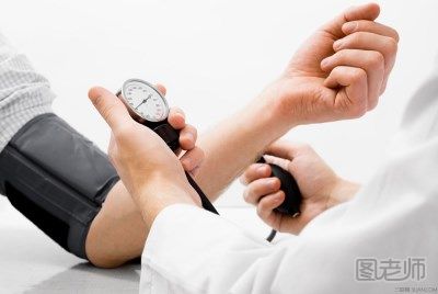 台式血压计的使用方法 在家怎么测量血压？
