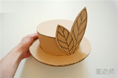 瓦楞纸手工作品：瓦楞纸帽子