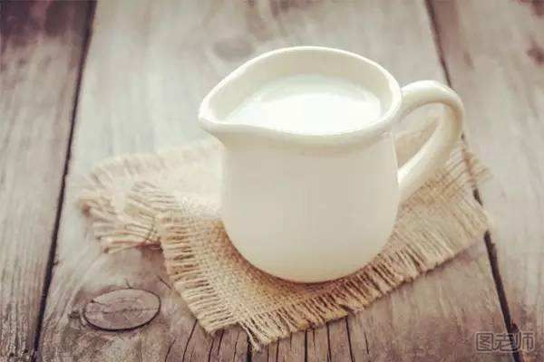 喝牛奶的禁忌事项 怎么正确喝牛奶