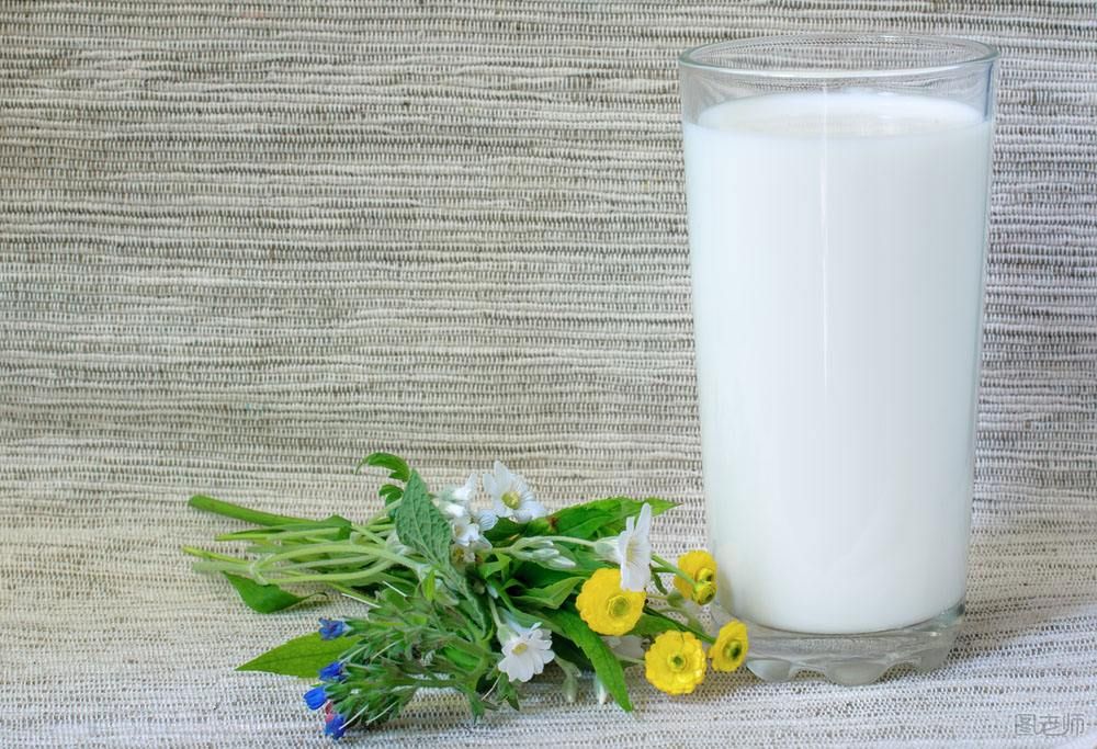 喝牛奶的禁忌事项 怎么正确喝牛奶