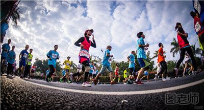 2017长沙城市马拉松系列赛正式开跑 新手跑马拉松要准备什么