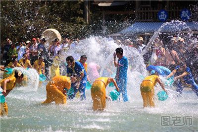 2017年泼水节是哪一天 泼水节有什么习俗
