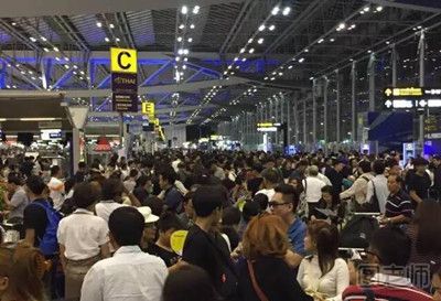 两千多游客被旅游团诈骗滞留曼谷 跟团旅游要注意什么