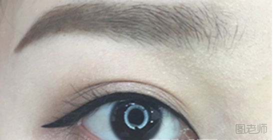 眼线的六种画法 如何画眼线