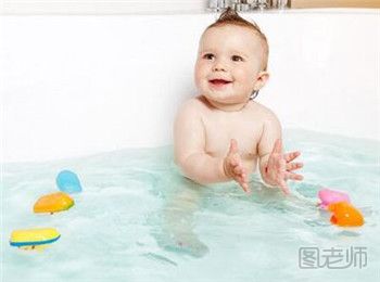 如何给宝宝们洗澡