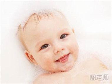 妈妈请注意宝宝洗澡的要求 