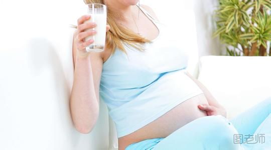 孕妇夏季喝水需注意什么 孕妇夏季喝水的五不要