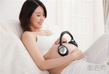 怀孕妈妈如何与胎宝宝交流