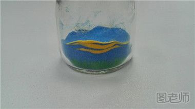 如何制作简单的沙画瓶 简单易学的沙画瓶制作方法