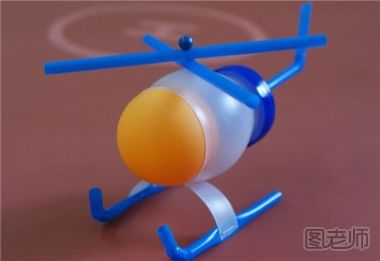 如何制作直升飞机模玩 直升飞机玩具模型制作方法