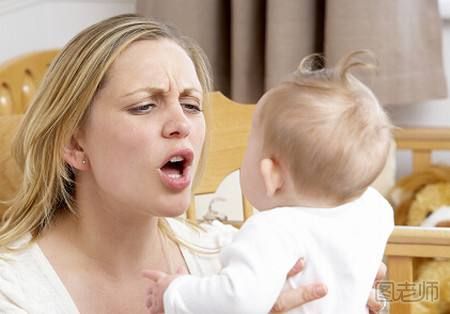 孩子闹情绪 父母有哪些常见的反应