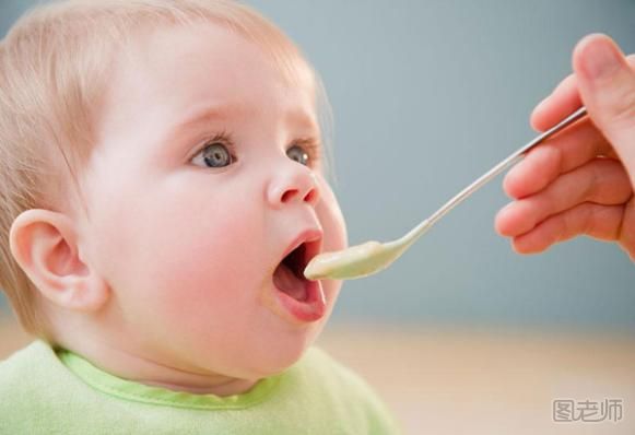 口水宝宝的护理五步走 宝宝流口水的原因