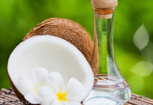 椰子油能护肤吗 椰子油的美容功效