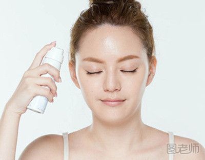 学学如何正确使用精油护肤 精油护肤的方法有哪些