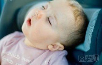 孩子睡觉时老是张嘴呼吸正常吗？  孩子睡觉张嘴呼吸的坏处