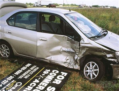 这5种车祸是最危险的！哪些车祸现场最悲催