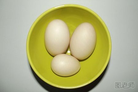 怎么煮鸡蛋不会破 煮鸡蛋不破的方法