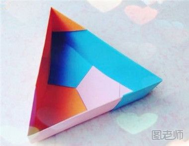 如何折一个三角形收纳盒 三角形盒子的图解教程