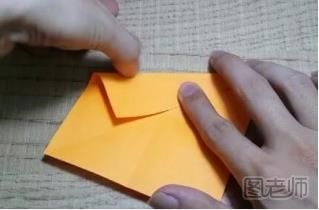 如何折叠一把小纸伞 最简单的小纸伞的折法