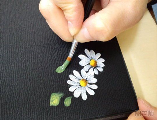 怎么画一朵清新的雏菊 雏菊画法的教程