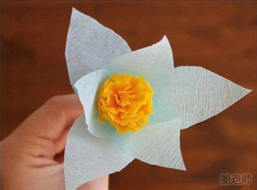 【图】如何用皱纹纸制作一朵手工花,皱纹纸的