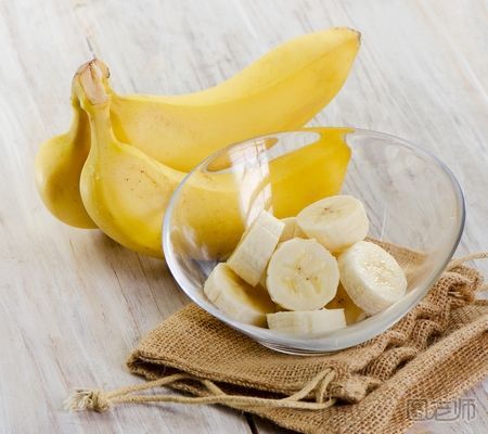 睡觉前吃香蕉好吗？