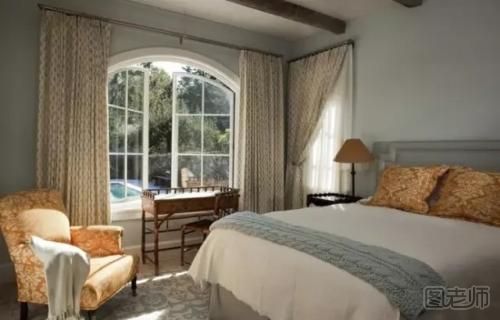 卧室窗帘的颜色应该怎么选择