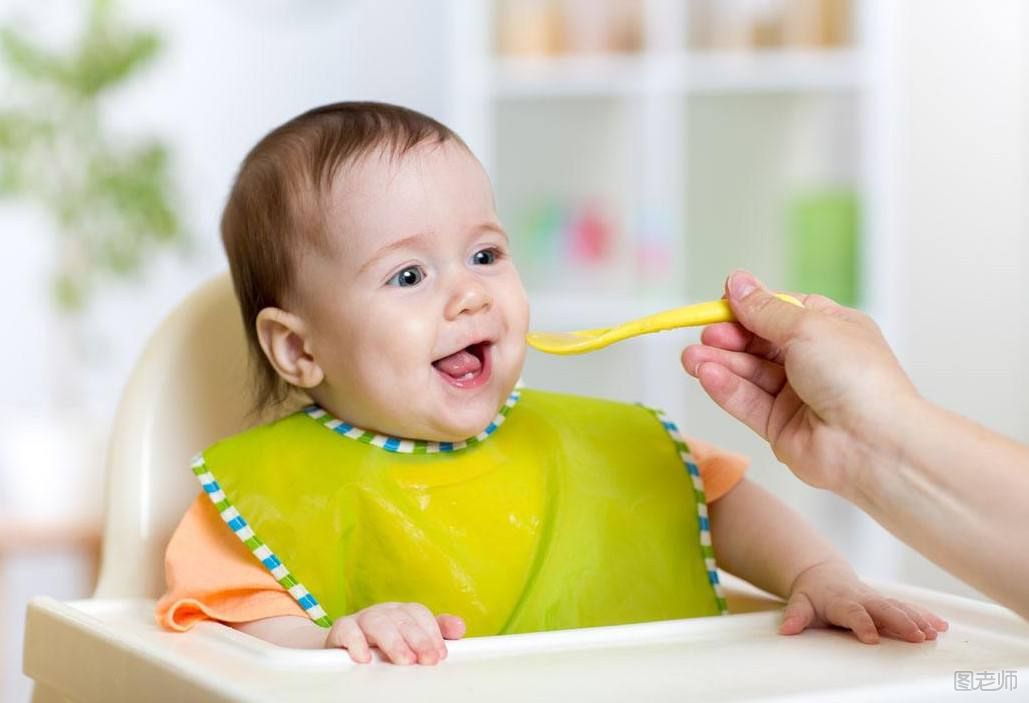 三个月宝宝每餐吃多少合适