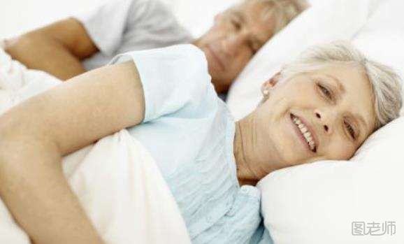 老年人失眠多梦怎么治？