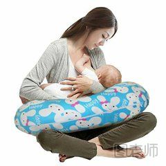 母乳喂养的正确姿势有哪些