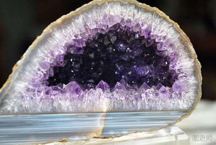什么是紫晶洞