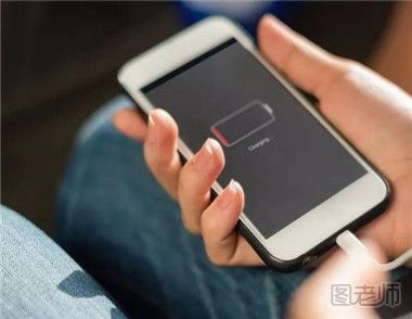 iPhone承认让旧iPhone变慢 iphone怎么换电池