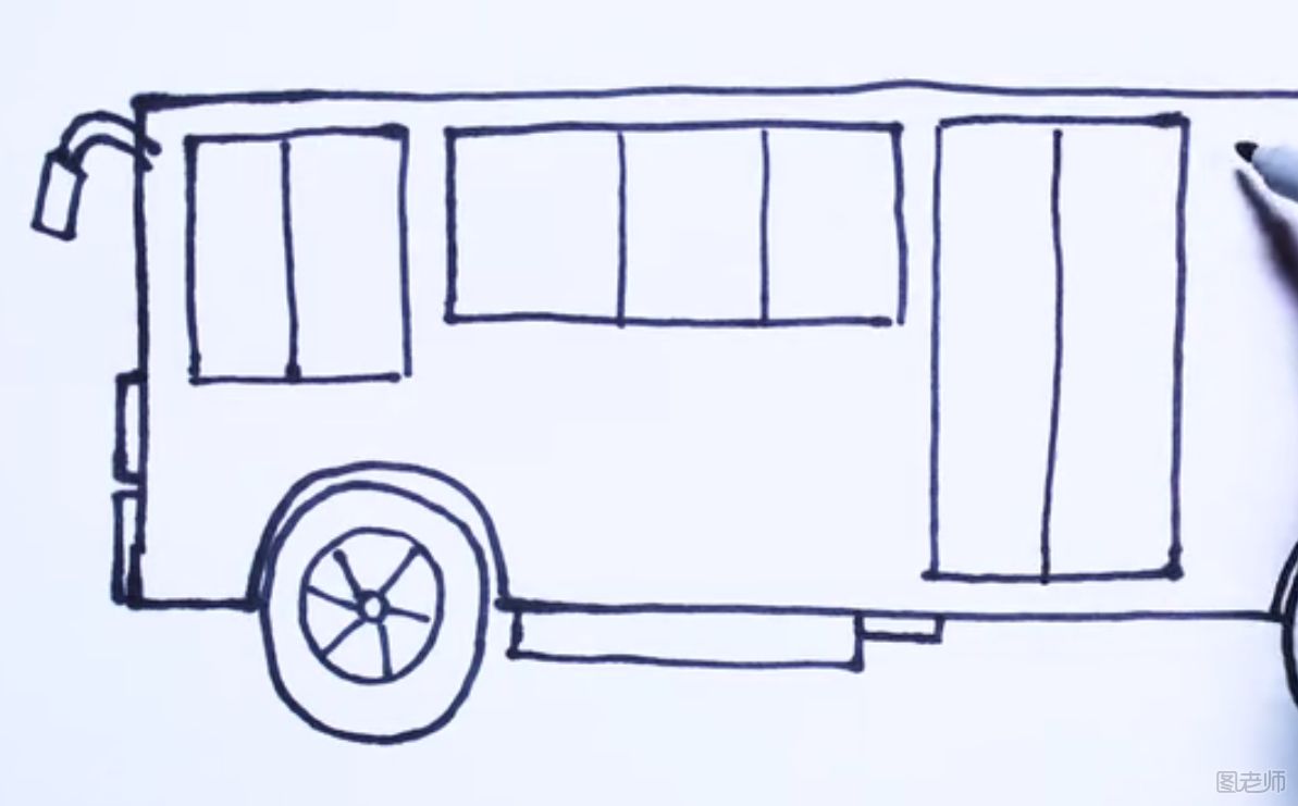 公交车简笔画图解步骤
