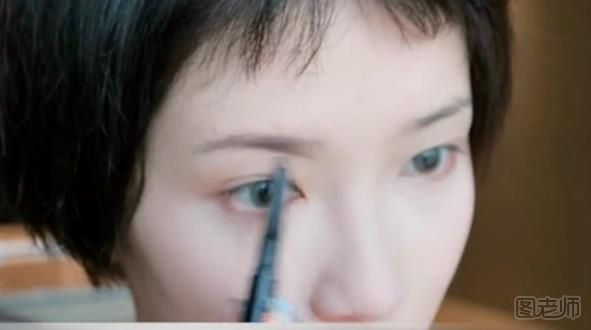 欧美混血妆图解教程 最适合亚洲人的欧美混血妆怎么画