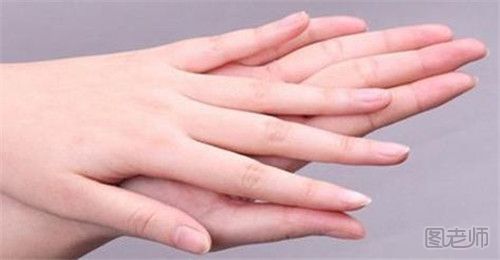 冬季手部怎么护理  冬季手部干燥是什么原因