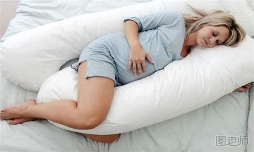 孕晚期的正确睡姿的作用