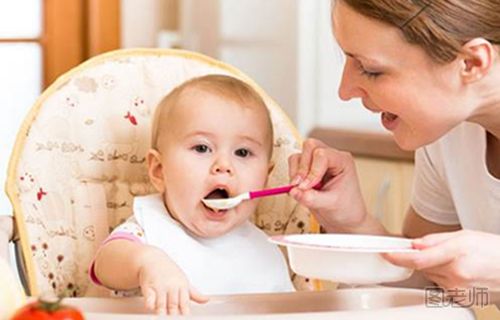 怎么培养宝宝吃饭的好习惯？宝宝哭闹不吃饭怎么办