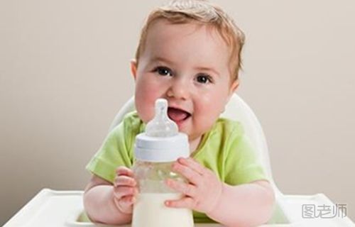 宝宝喝配方奶粉到什么时候合适？宝宝喝奶粉要注意什么