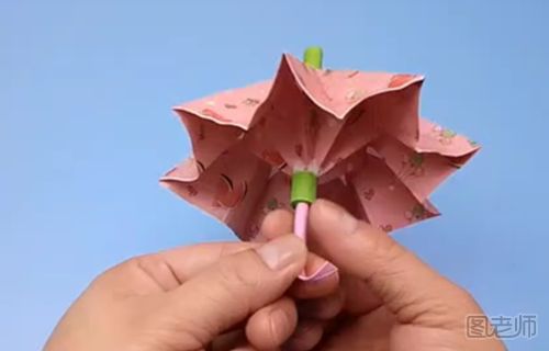 收缩迷你小雨伞的折纸教程 怎么折可以收缩的雨伞