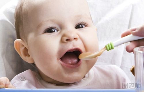 宝宝喂养有哪些误区？怎么正确喂养宝宝