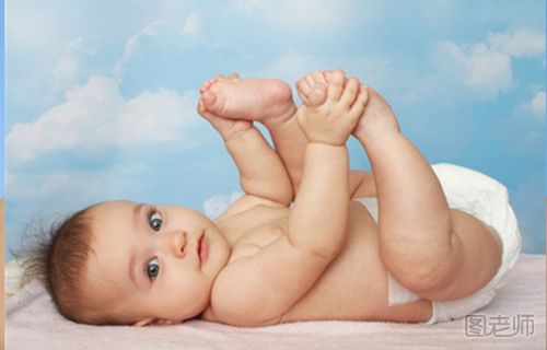 哪些睡眠姿势会影响宝宝长高？宝宝怎么睡觉才正确