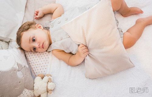 怎么培养宝宝独立睡觉的能力?宝宝睡觉要注意什么