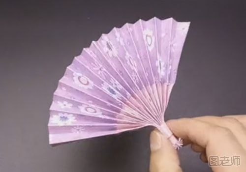 精美扇子的折纸视频教程 怎么折一把扇子