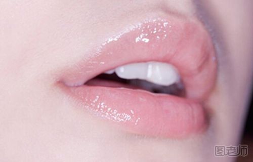 唇部护理怎么做？冬季护唇的方法有哪些