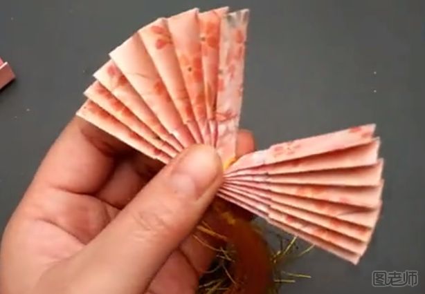 扇子折纸的教程
